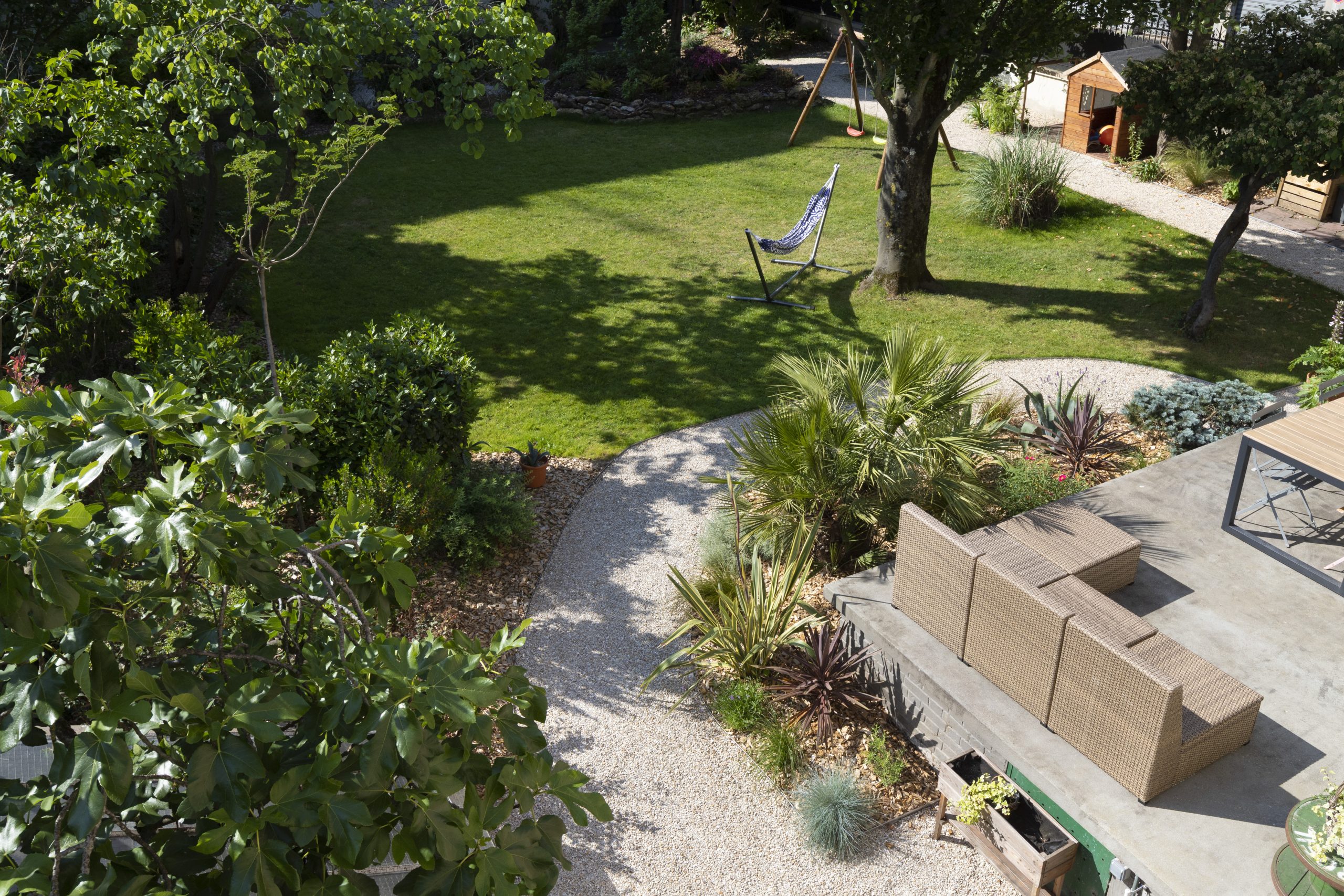 Pourquoi un jardin réussi commence toujours sous terre : les secrets d’un sol vivant